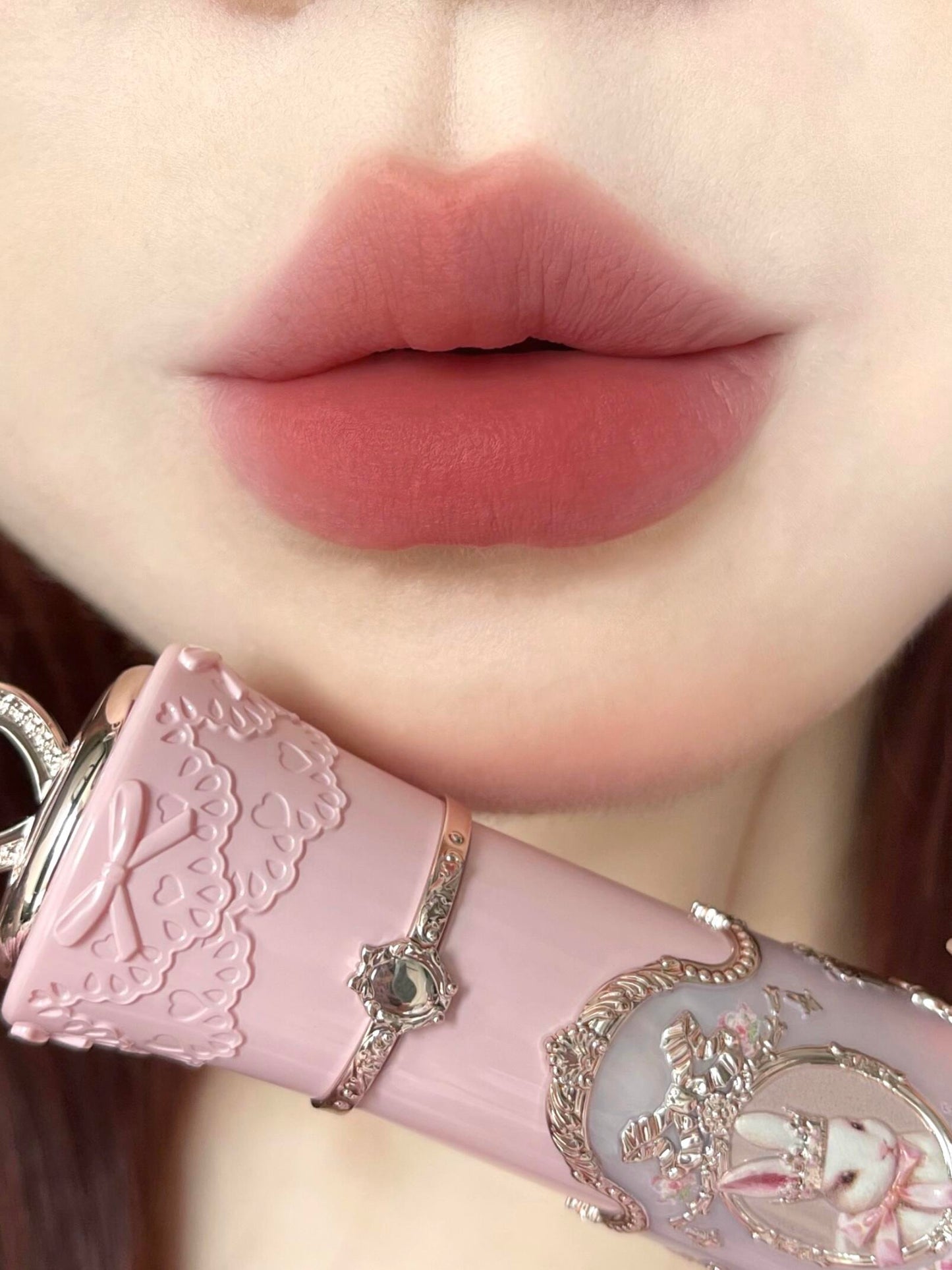 花知晓 x 邦尼花园 云朵唇霜 - CHIHIRO COLLECTION
