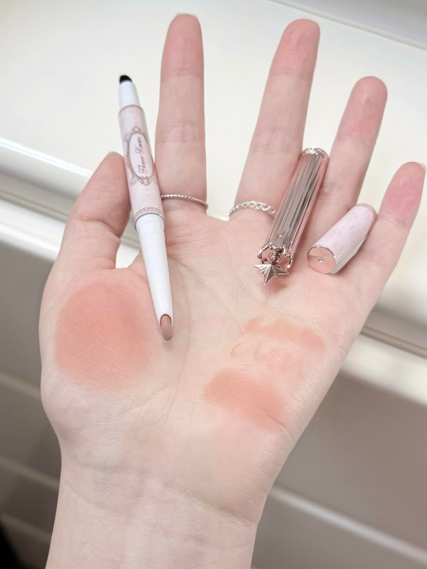 花知晓 骑士独角兽 唇线笔