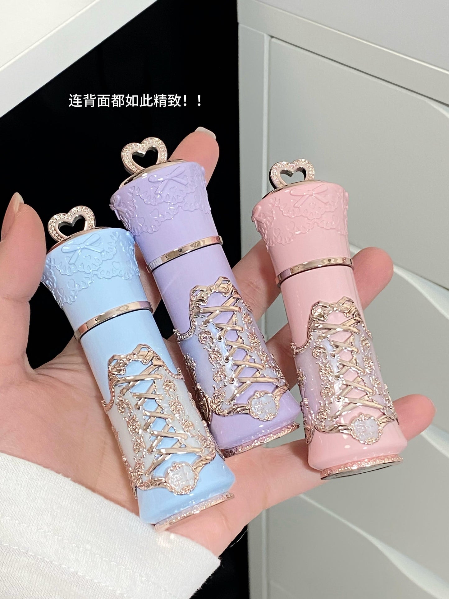 花知晓 x 邦尼花园 云朵唇霜 - CHIHIRO COLLECTION