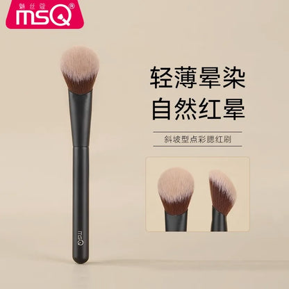 MSQ魅丝蔻  斜坡型腮红刷 - CHIHIRO COLLECTION